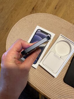 IPhone 12mini 128gb černý, dobry stav - 6