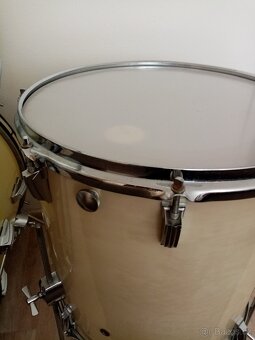 Amati 80s - 6