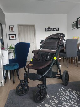 Kočárek Lionela včetně výbavy - 6