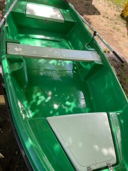 Prodám rybářskou loď s motorem - 6