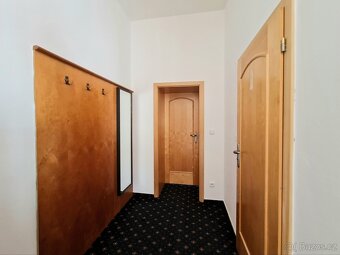 Pronájem bytu 1+1 (33 m2) + lodžie (5 m2), Praha 4 - Nusle, - 6