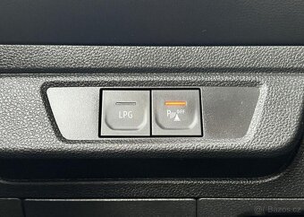 Dacia Sandero Stepway 1.0TCe LPG ČR 1.MAJ. manuál 67 kw - 6