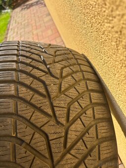 Yokohama BluEarth Winter V905, 235/35 R19 - 6