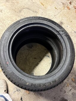 Prodám zimní pneu 215/55 r17 - 6
