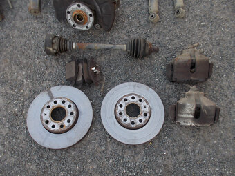 Díly podvozku VW Touran 1.4TSI 103kw - 6