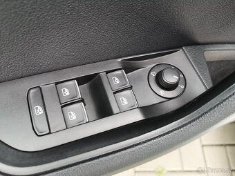Škoda Superb 2.0 TDi 140 kW Style Full LED - 6