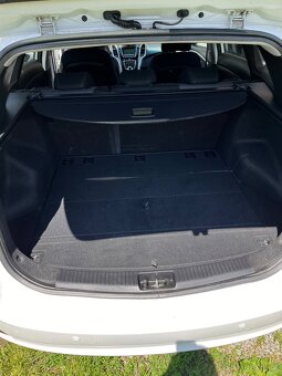 Hyundai i30 combi 1.4i - 6