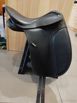 Drezurní Wintec - 6