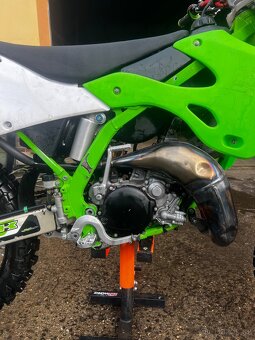 Kawasaki KX 125 r.v 2002 - 6