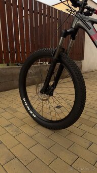Trek Roscoe 6 – trail bike 27,5”, zdvih 140 mm, teleskopka - 6