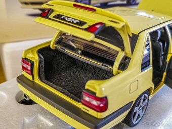 Volvo 850 T5R sedan 1:18 Autoart - 6