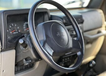 Jeep Wrangler 2.4i Sport 4x4 NAVIJÁK TAŽNÉ manuál 105 kw - 6