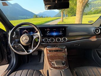 Mercedes benz E300De facelift,krásná výbava,servis Mercedes - 6