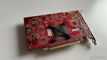 MSI NX8600GT OC Edition / 256MB - 6