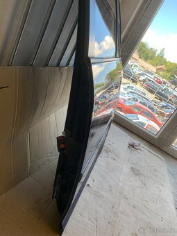 VW Touran 2010, LZ dveře - 6