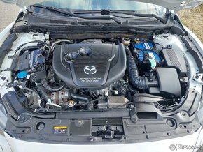 Mazda 6 2.2D combi m.2015 bi-xenon alu 19" plný servis - 6