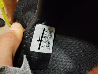 Kolíkové kopačky Nike Mercurial černo-zlaté - 6