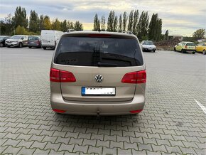 Volkswagen Touran 2.0 tdi 103 kw 2012 - 6
