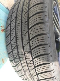Prodám zimní pneumatiky zn. Tomket 215/50 R17 na ALU discích - 6