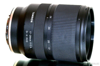 Sony E Tamron 17-28 mm f/2,8 + UV filtr TOP STAV - 6