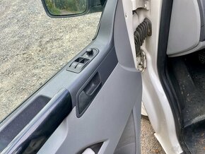 Volkswagen transporter t5 - 6