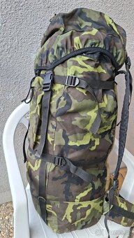 Armádní batoh 50l – maskáčový s bederním pásem - 6