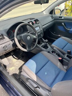 Volkswagen Golf V – 1.6 75 kW – spolehlivý a udržovaný vůz - 6