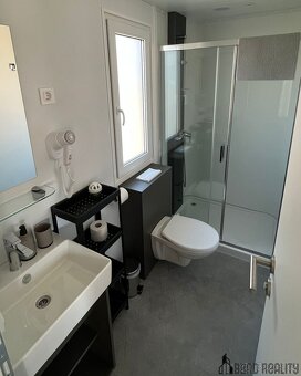 Na prodej 2 plně vybavené mobilní domky u moře – Chorvatsko - 6