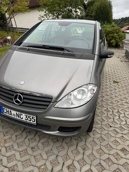 Mercedes benz A169 - 6