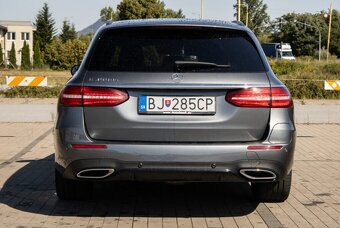 Mercedes Benz E 300 de T Avantgarde (2020) - 6
