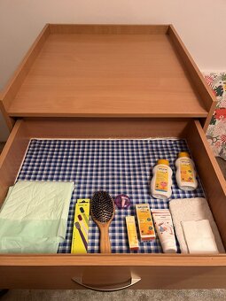 Přebalovací pult větších rozměrů - 6