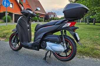 Honda SH 300i - 6