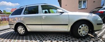 Škoda Octavia Combi 1.6 FSI r.v. 2006 - 6