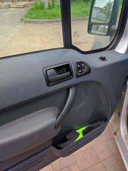 Ford transit Connect torneo - 6