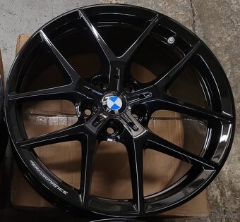 BMW 1: F40,F41,18'alu,Performance,černé,M-packet - 6