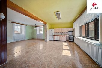 Prodej rodinného domu 550 m2, Moravany - 6