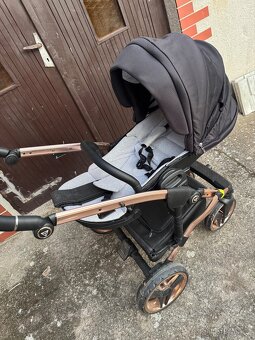 Kočárek Junama - 6