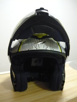 Helma na motorku - 6