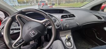 Honda Civic 1,8 ViTec - 6