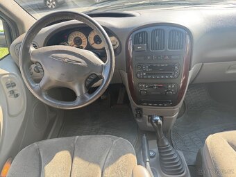 Chrysler Grand Voyager, 2,8 CRD I.majitel ČR 7míst NOVÁ STK - 6