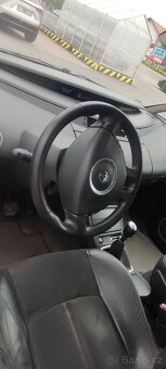 Renault Espace 2.0 DCI 96 KW - 6