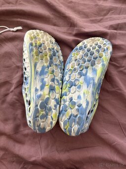 Vivobarefoot Ultra Bloom Junior - 6