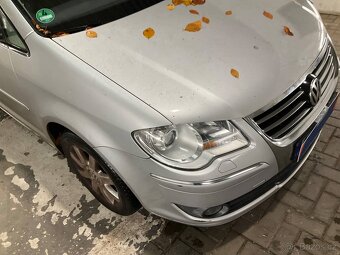 VW Touran 2.0TDI 103kW Highline 7.míst,bez koroze,tažné - 6