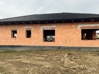 Hrubá stavba rodinného domu 277m² - 6