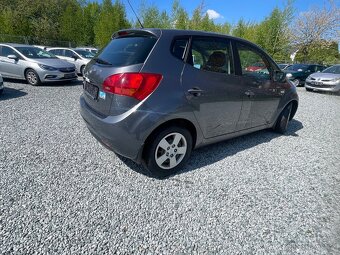 Kia Venga 1,6 i 92 kw - 6