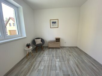 Pronájem bytu 4+kk, 80 m² + 130 m² zahrada, Roudné - 6