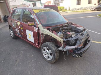 Závodní Škoda fabia - 6