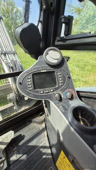 Bobcat E35Z 3.5t minibagr - 6