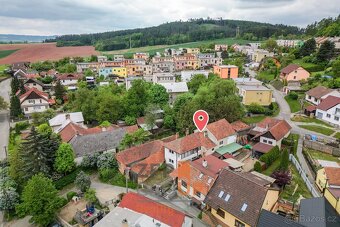 Řadový rodinný dům 5+1 k rekonstrukci, ulice Šraňky, Velké O - 6