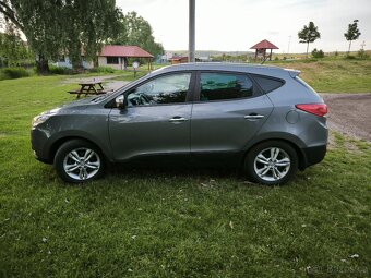 Hyundai ix35,2.0CRDI,135Kw,4x4,146tis km,tažné,původ ČR - 6